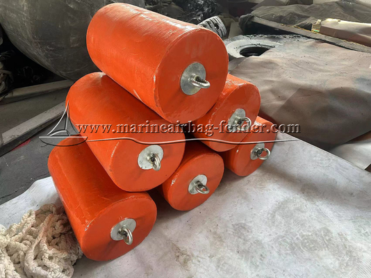 ποιότητας  Dock / Boat EVA Foam Fender Protected By Nylon Yarn Net And Galvanized Steel Plate εργοστάσιο